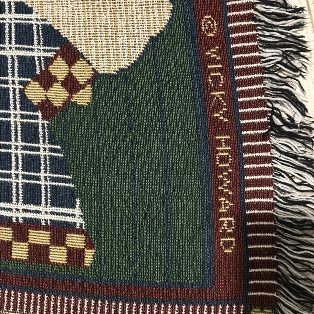 Vicky Howard Christmas Soft Blanket Throw Tapestry 48x58 Pet Free Smoke Free